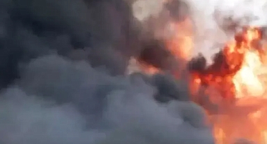 İkitelli'de kimya deposunda yangın! Araçlar yandı... Art arda patlama sesleri geliyor